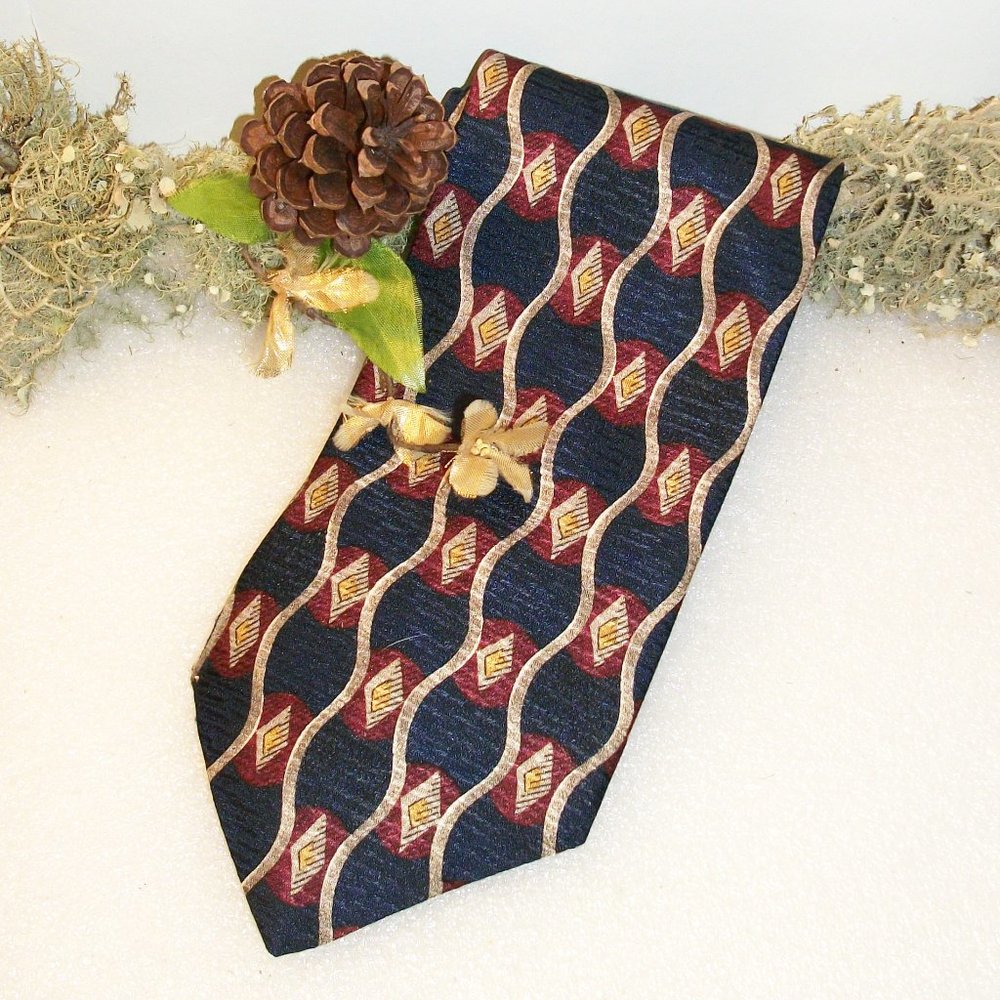 KENNETH COLE NY MensTie 100% Silk Made in USA Navy Blue Burgundy Gold Yellow